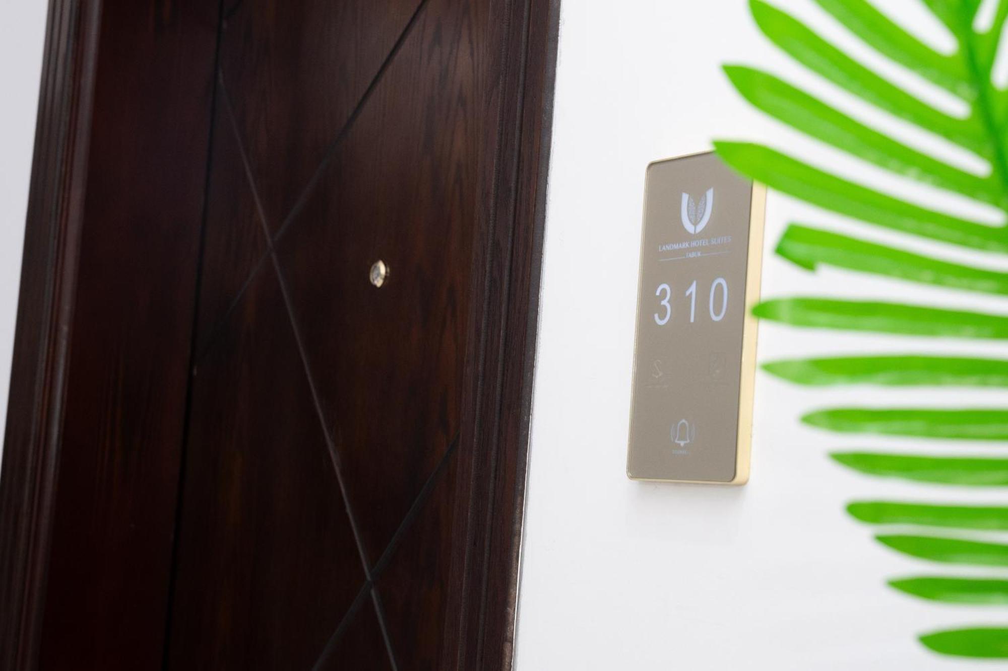Landmark Hotel Suites Tabuk Zewnętrze zdjęcie
